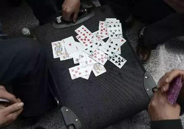 玩家必备攻略！普通扑克牌报牌神器原理,推荐5个良心渠道
