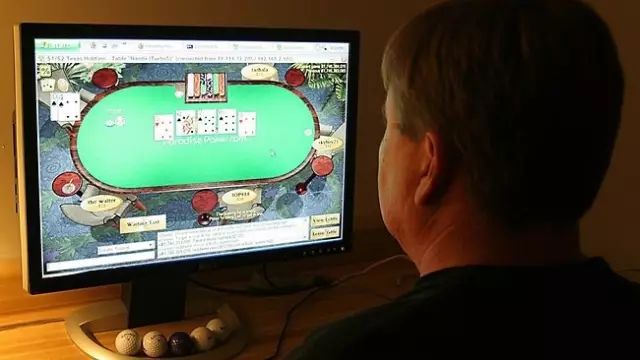 玩家必备攻略“如何寻找棋牌游戏漏洞—真实可以装挂
