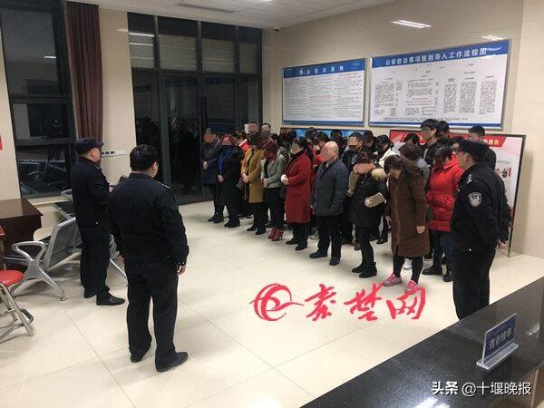 新教你‘‘卡五星麻将能开挂吗”其实确实有挂 