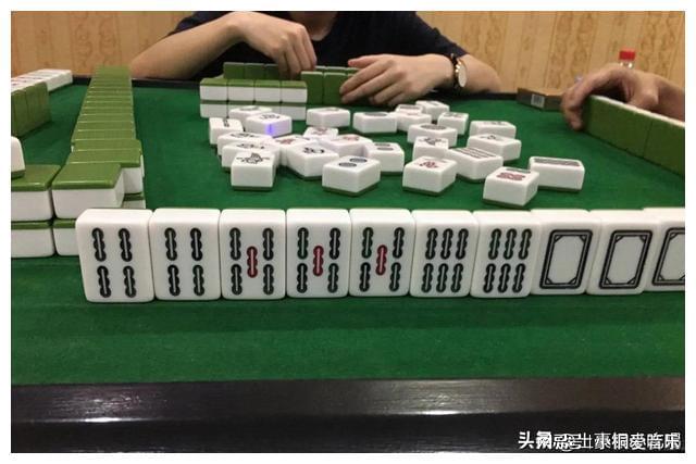3分钟讲解！打两圈麻将确实真的有挂(自建房怎么赢)