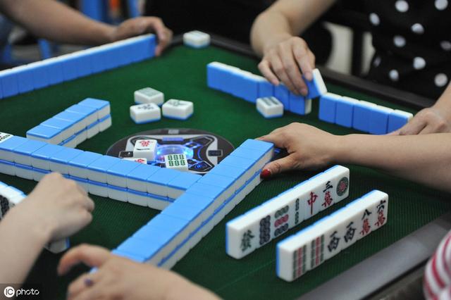重大通报！搜圈麻将确实有挂的(怎么能让胜率高)