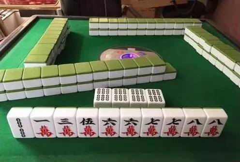 终于懂了！久久麻将其实是有挂的(怎么才能赢得多)