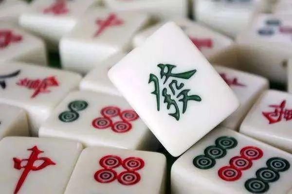 玩家必备攻略“雀神麻将真有挂吗”-太坑了原来有挂