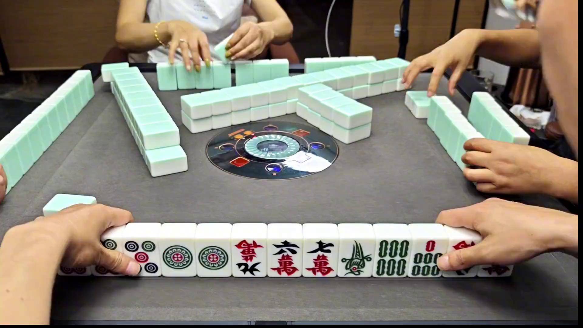 给玩家盘点十款！小蜀麻将确实有挂的(怎么提手拿好牌)