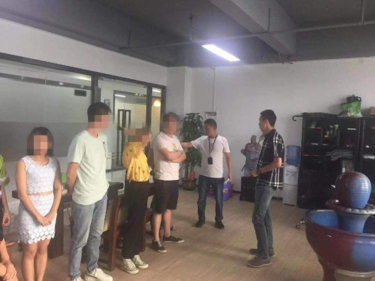 新教你‘‘新麻将机免安装解码设备—详细解说+新浪科技