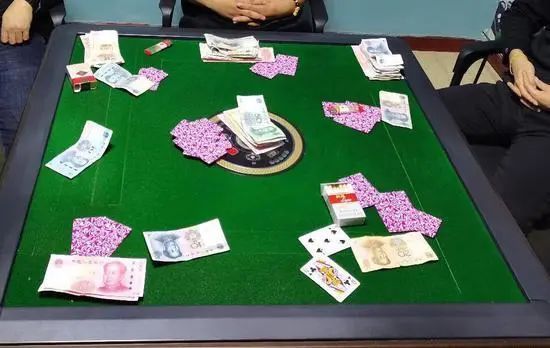 火爆全网!普通纸牌打金花报点工具多少钱—详细解说+新浪科技