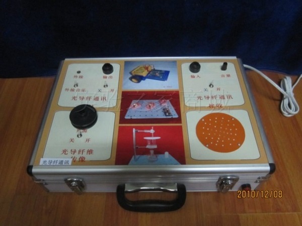 3分钟教你科普“玩对子普通扑克牌高科技产品仪器—详细解说+新浪科技