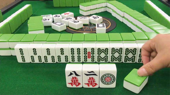 微乐湖北麻将胡牌神器(原来真的有挂)
