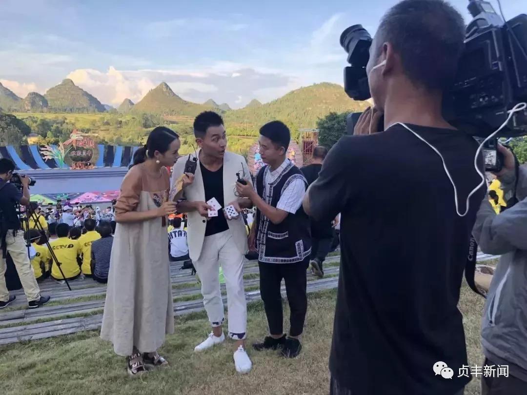 我来教教大家“简单的几种扑克牌玩法《详细教程 新浪科技》