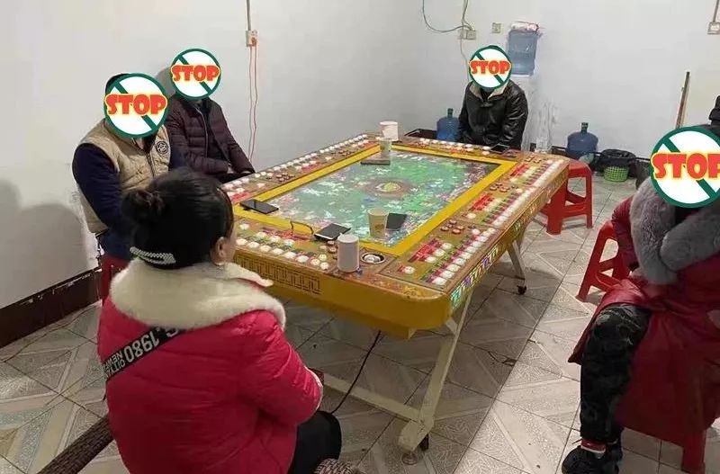 「热点资讯」哪儿有作假打三公的工具《详细教程 新浪科技》