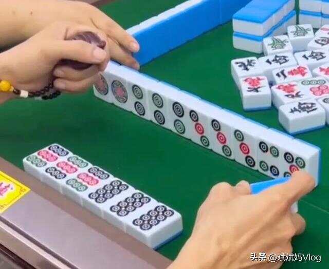 新教你‘‘最实用打牌赢钱技巧 一《我来教教你怎么赢 》