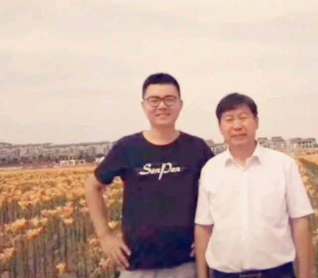 5分钟教会你“实用梭哈设备_《爱问知识人 使用说明》
