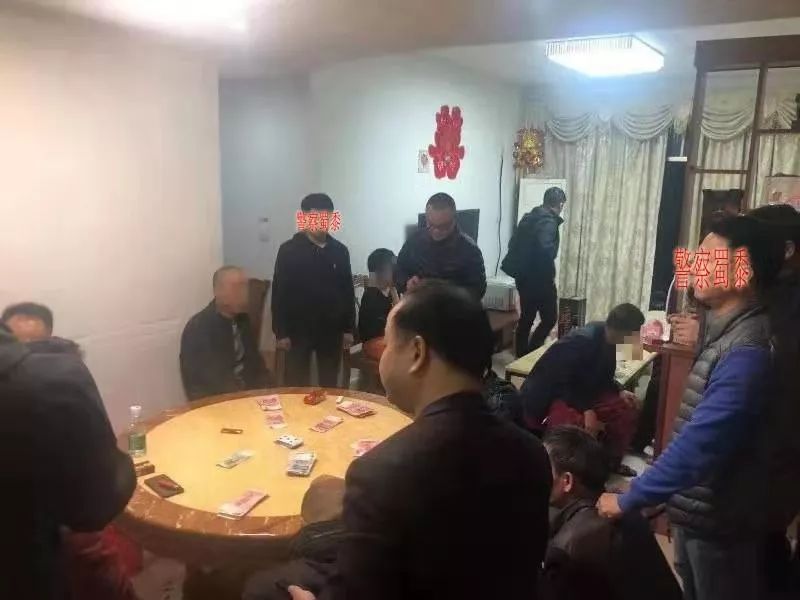 (2分钟介绍)“玩三公撑船知牌先进设备《详细教程 新浪科技》