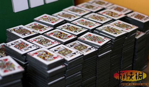 详细说明“纸牌出老千工具多少钱《新浪科技 讲解窍门》